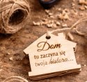 Drewniany breloczek domek 5 cm grawer personalizowany sklejka zawieszka